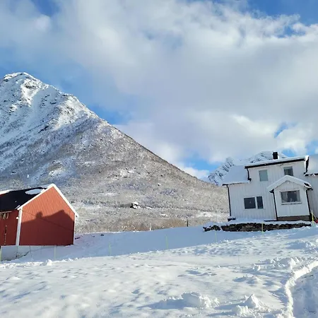 Old House - Check In Breathe Out Casa vacanze Stronstad i Vesteralen