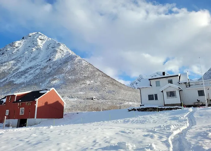 Old House - Check In Breathe Out Semesterbostad Stronstad i Vesteralen