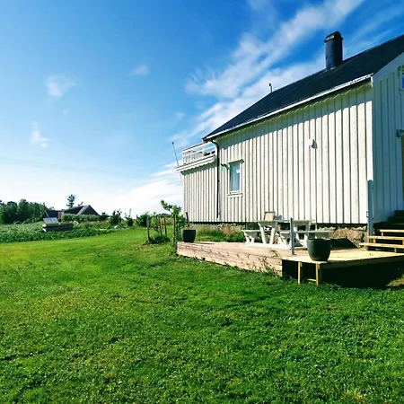 Old House - Check In Breathe Out Semesterbostad *